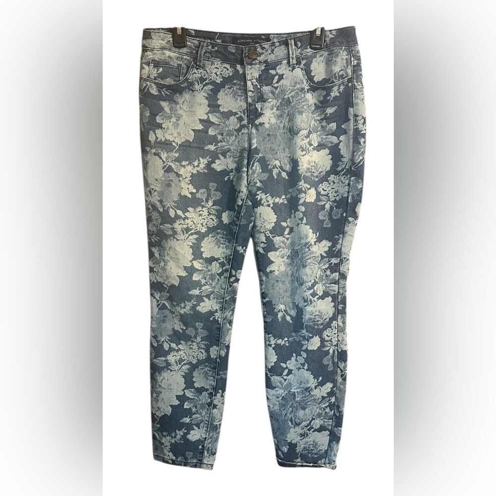 Adrienne Vittadini Blue Floral Denim Jeans. Skinny Ankle. Size 10